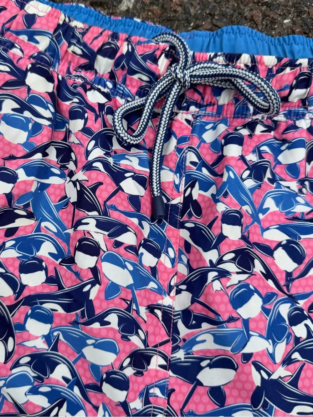 Peter Millar Seaside ‘Liberate William’ Orca Print Swim Trunks. Men’s XL